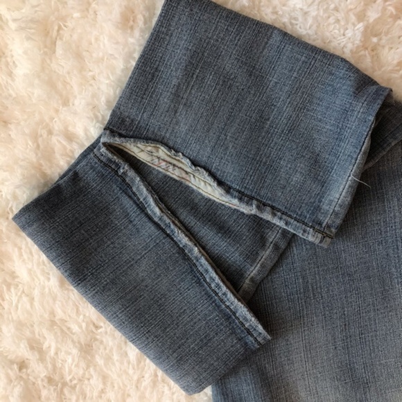 C7P Laguna Beach Flare Size 7 Medium Wash EUC - Picture 2 of 8